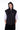Chaleco negro BLKMBA sin mangas con capucha y cierre frontal visible, estilo urbano.
