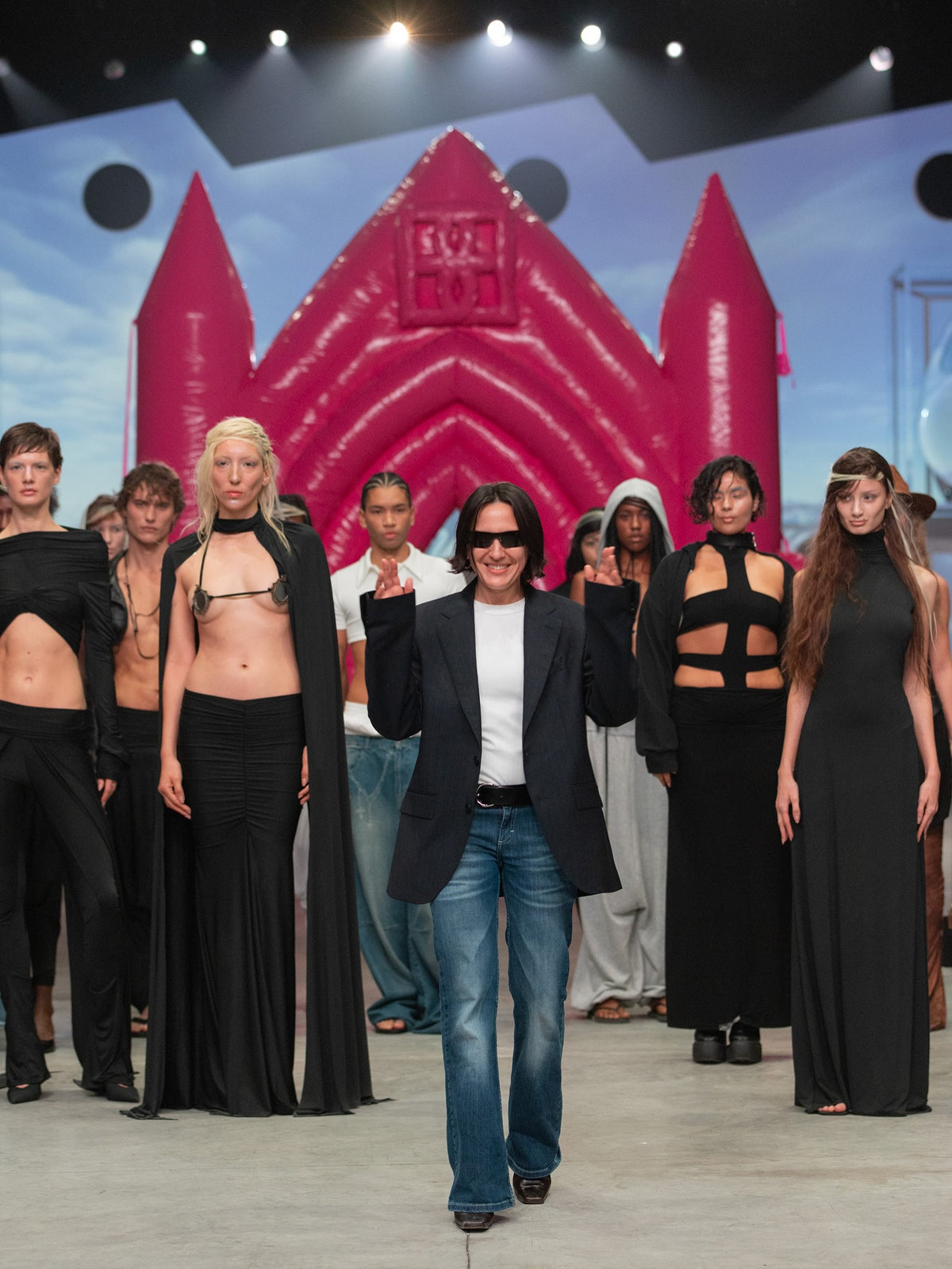 Desfile debut de Blackmamba en la pasarela de Volvo Fashion Week México FW26